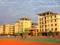隆子縣<a href=http://www.xingmaokeji.com/gaokao/quanguogaokao/ target=_blank class=infotextkey>中學</a>