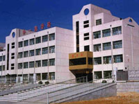 桑日縣<a href=http://www.xingmaokeji.com/gaokao/quanguogaokao/ target=_blank class=infotextkey>中學</a>
